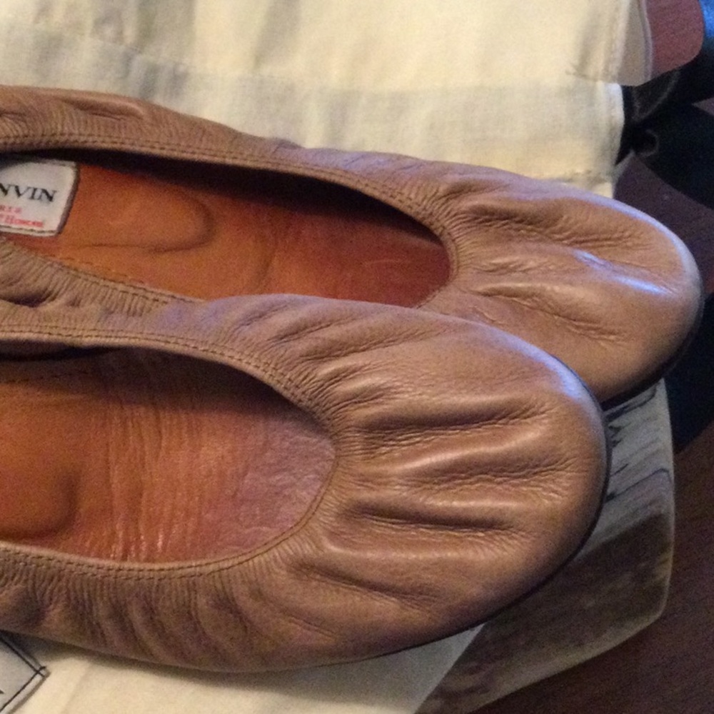 Lanvin Women's Tan Ballet Flats - Picture 2 of 8